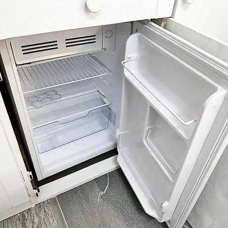 公寓 Bijou, Holz, Zentral, Mit Garage Und Pool -cb102-b *