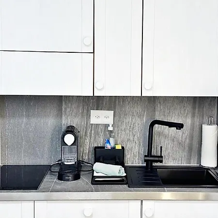 Bijou, Holz, Zentral, Mit Garage Und Pool -cb102-b