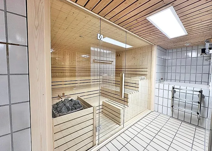 Bijou, Holz, Zentral, Mit Garage Und Pool -cb102-b Sankt Moritz