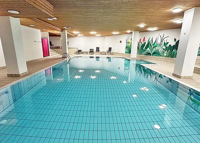 Bijou, Holz, Zentral, Mit Garage Und Pool -cb102-b *